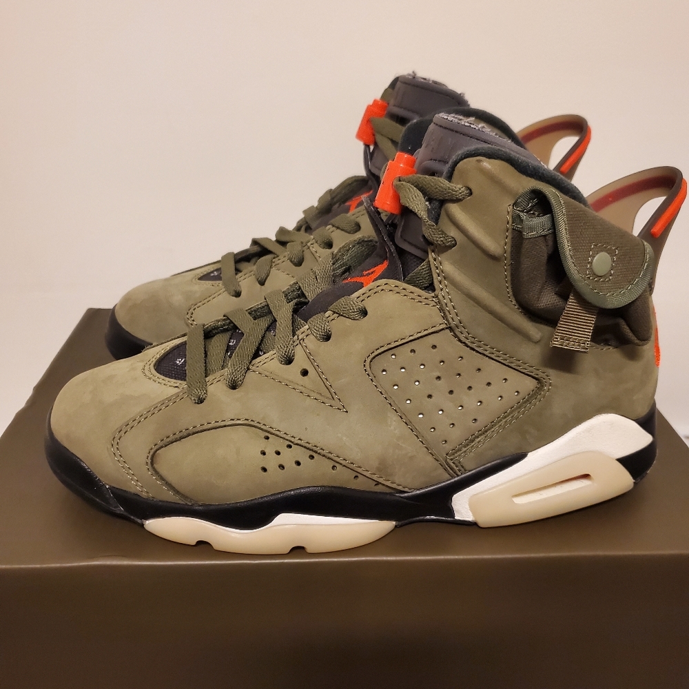 Travis Scott X Jordan 6 cactus jack size 8